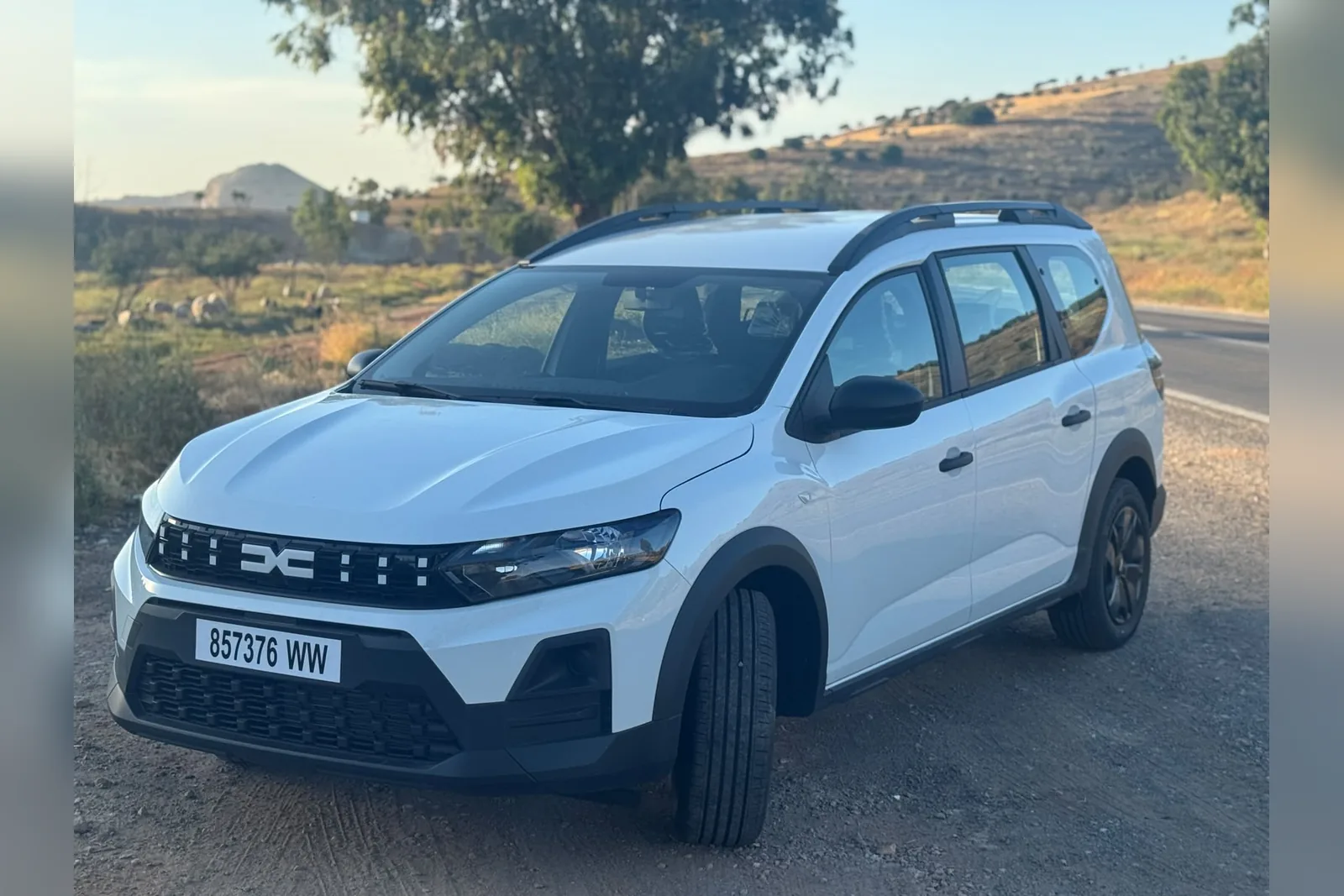 Dacia Lodgy, cover photo